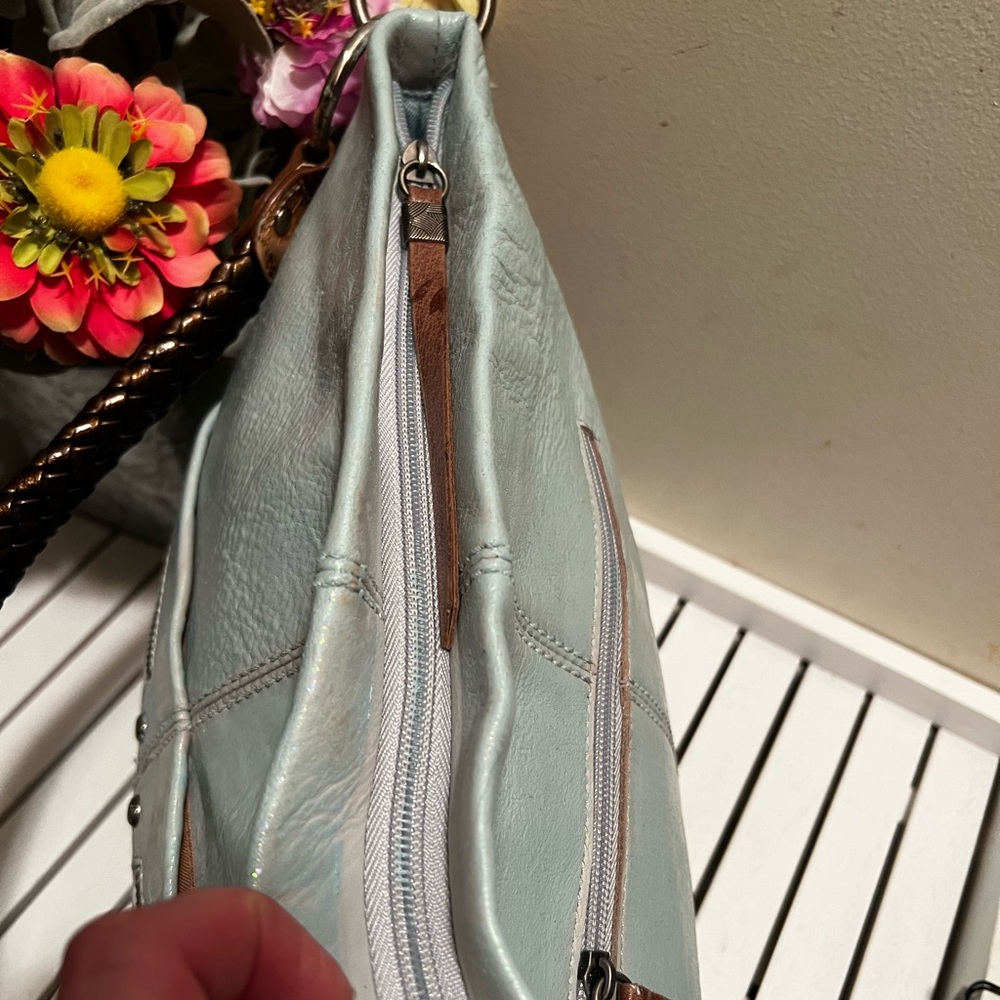 The Sak Leather Shoulder Bag - Picture 4 of 16